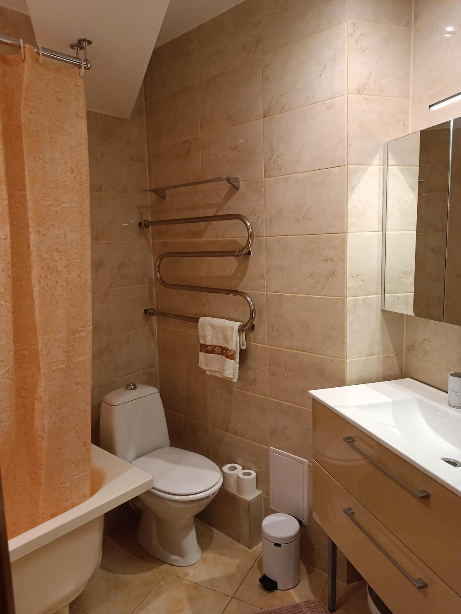 Quiet Dzelzavas Street Apartment Riga Exterior photo